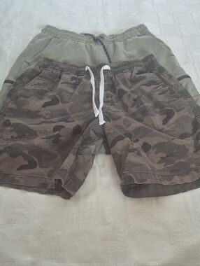Old Navy Bundle Of 2 Olive and Brown Camo Drawstring Athletic Shorts